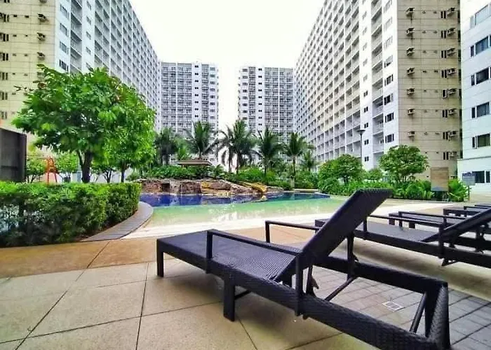 Aparthotel Moa Staycation Near Naia Terminal Wi-fi And Nitflex , Pool View