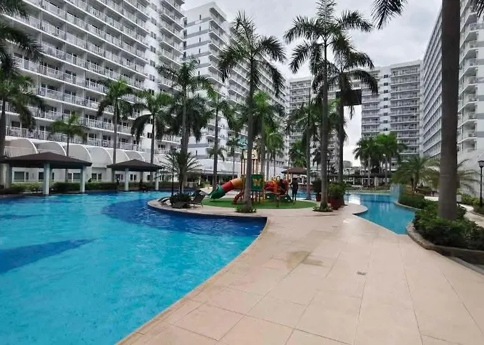 Moa Staycation Near Naia Terminal Wi-fi And Nitflex , Pool View Aparthotel